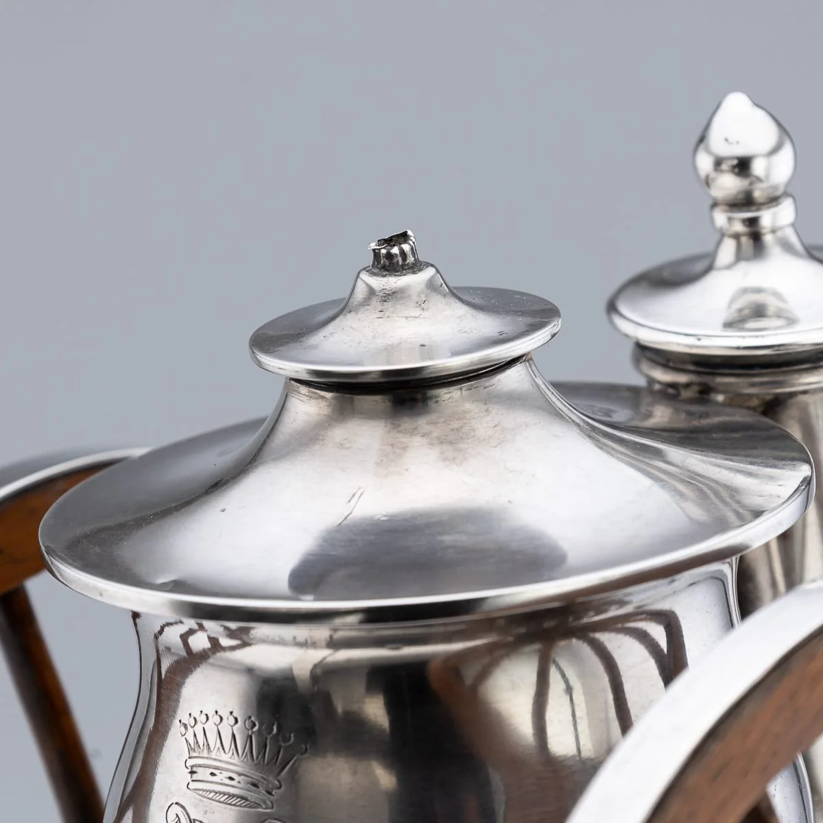 PUSHKINS.COM - J11498 - ANTIQUE 19thC NOVELTY SOLID SILVER TABLE LIGHTER BY E H. STOCKWELL c.1870 - 12.jpg