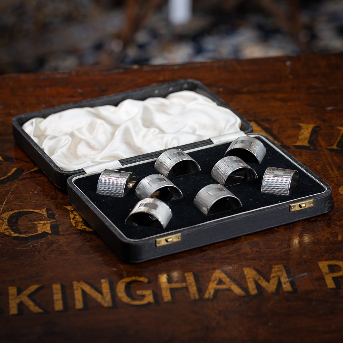 PUSHKIN'S - VINTAGE 20thC ENGLISH SOLID SILVER SET OF EIGHT NAPKIN RINGS, VILNERS c.1961 - 2.jpg