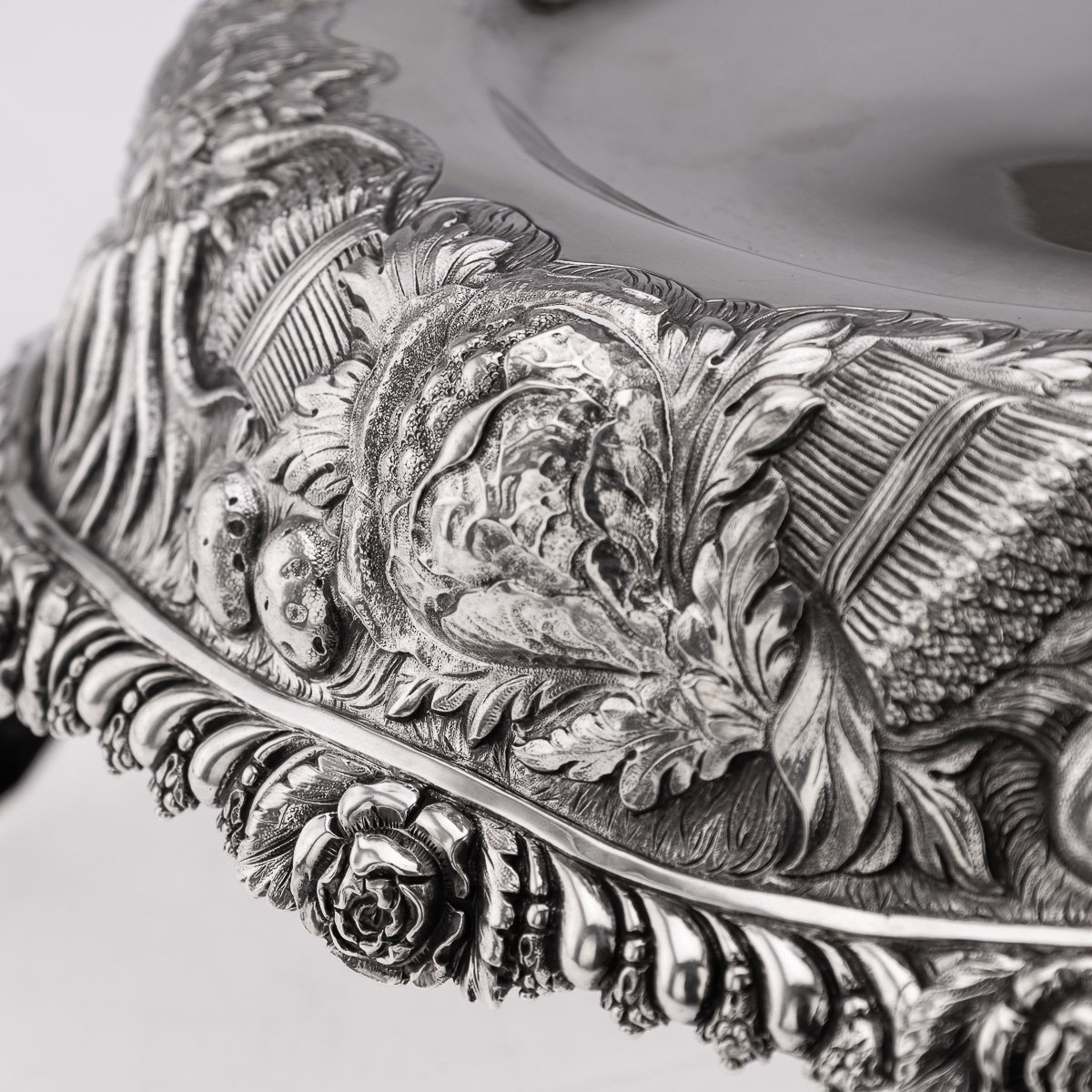 PUSHKINS.COM - B00060 - ANTIQUE 19thC GEORGIAN SOLID SILVER SOUP TUREEN BY EDWARD FARRELL, LONDON c.1823 - 34.jpg