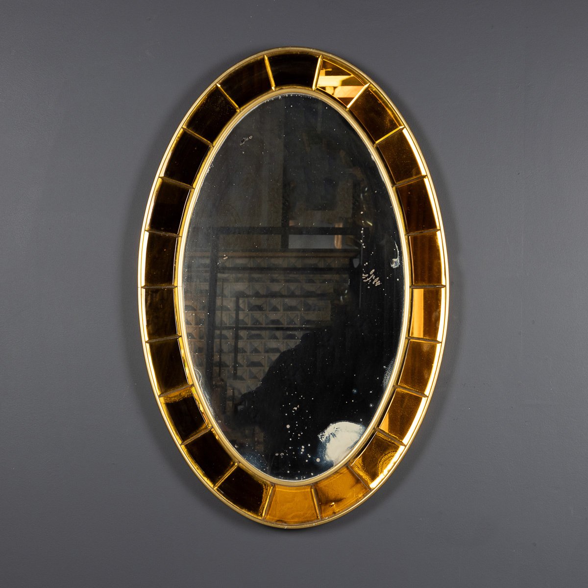 PUSHKINS.COM - D11092 - 20thC ITALIAN BRASS & GLASS OVAL MIRROR BY CRISTAL ARTE c.1950 - 03.jpg