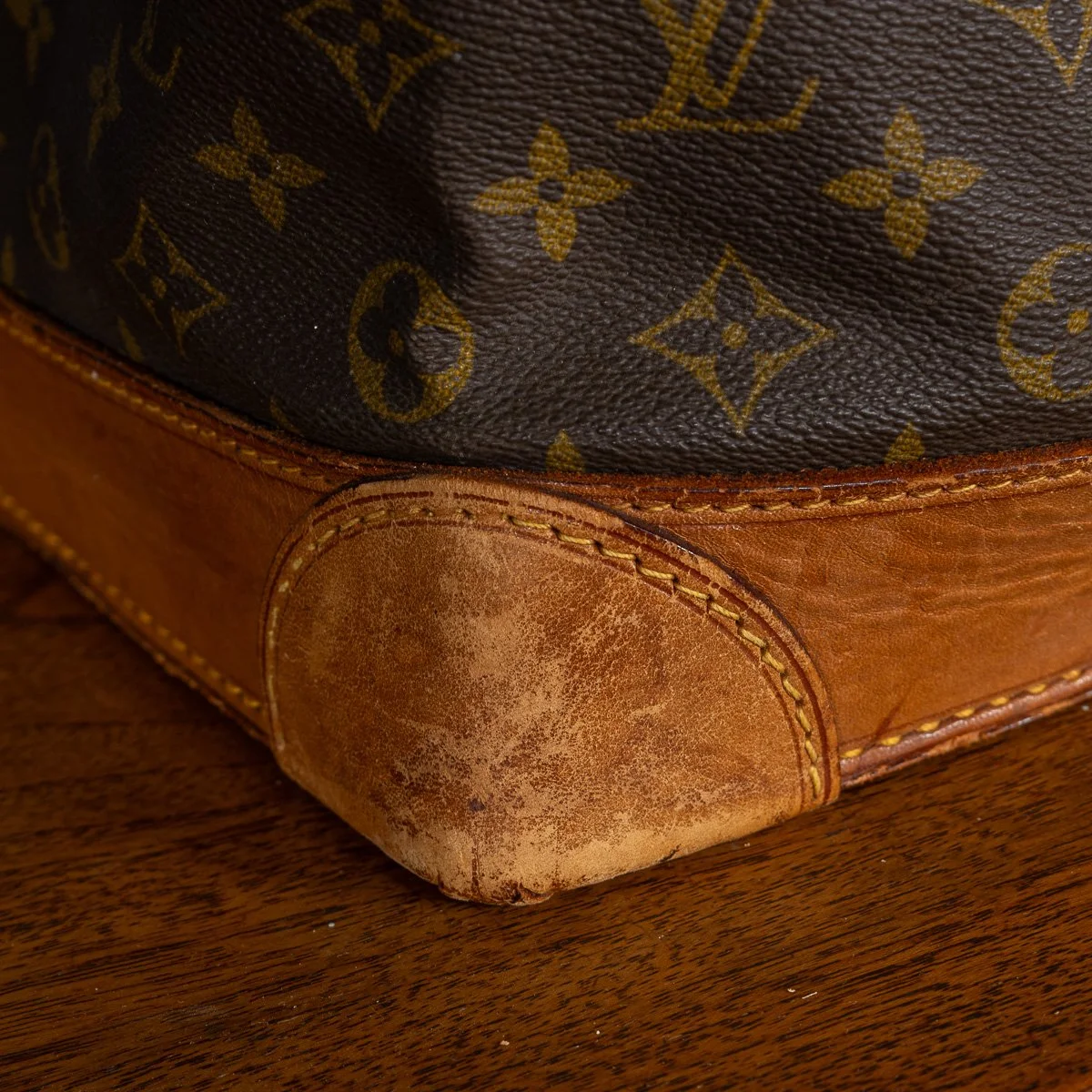 PUSHKINS.COM - B11407 - 20thC LOUIS VUITTON STEAMER 35 BAG IN MONOGRAM CANVAS, MADE IN FRANCE - 23.jpg