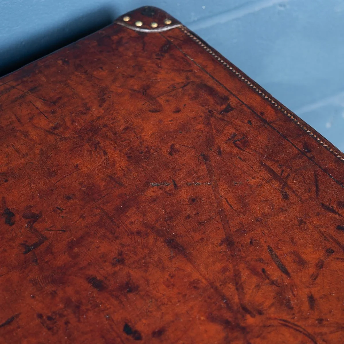 PUSHKINS.COM - B12015i - ANTIQUE 20thC LOUIS VUITTON COURIER TRUNK IN NATURAL COW HIDE, FRANCE c.1900 - 48.jpg