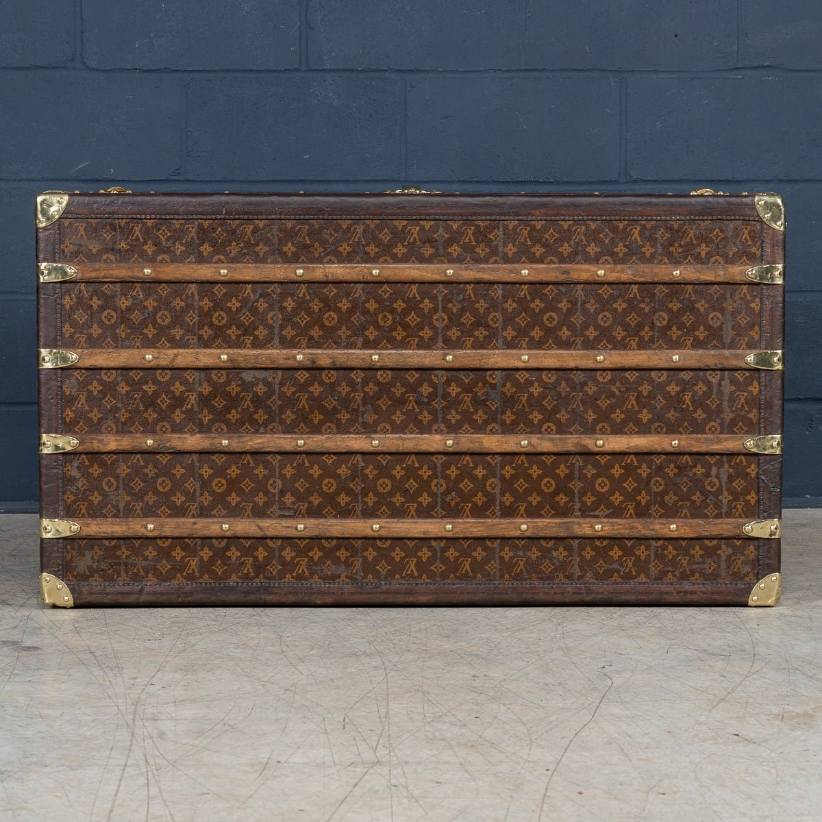 PUSHKINS.COM - B11230 - ANTIQUE 20thC LOUIS VUITTON MALLE HAUTE TRUNK IN MONOGRAM CANVAS, FRANCE c.1910 - 09.jpg