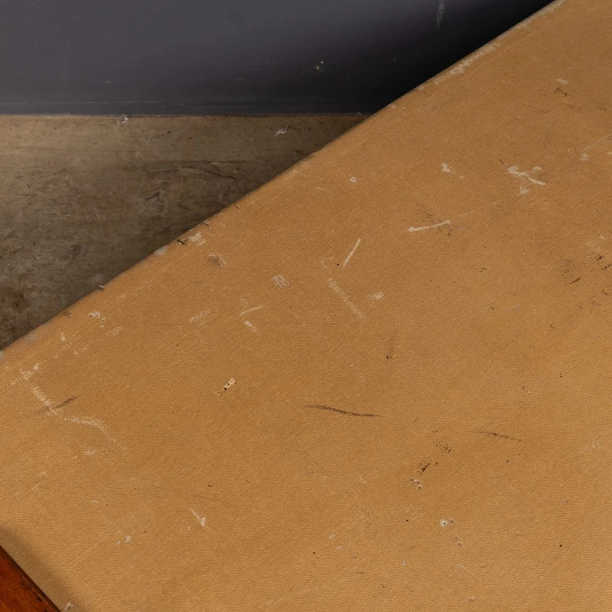 PUSHKINS.COM - Z12139 - VINTAGE 20thC LOUIS VUITTON CAR TRUNK IN GREY VUITTONITE CANVAS, PARIS c.1930 - 31.jpg
