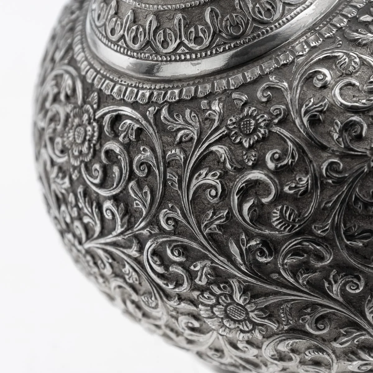 PUSHKINS.COM - A00251 - ANTIQUE 20thC INDIAN KUTCH SOLID SILVER WATER JUG : EWERATTRIBUTED TO OOMERSI MAWJI c.1900 - 19.jpg