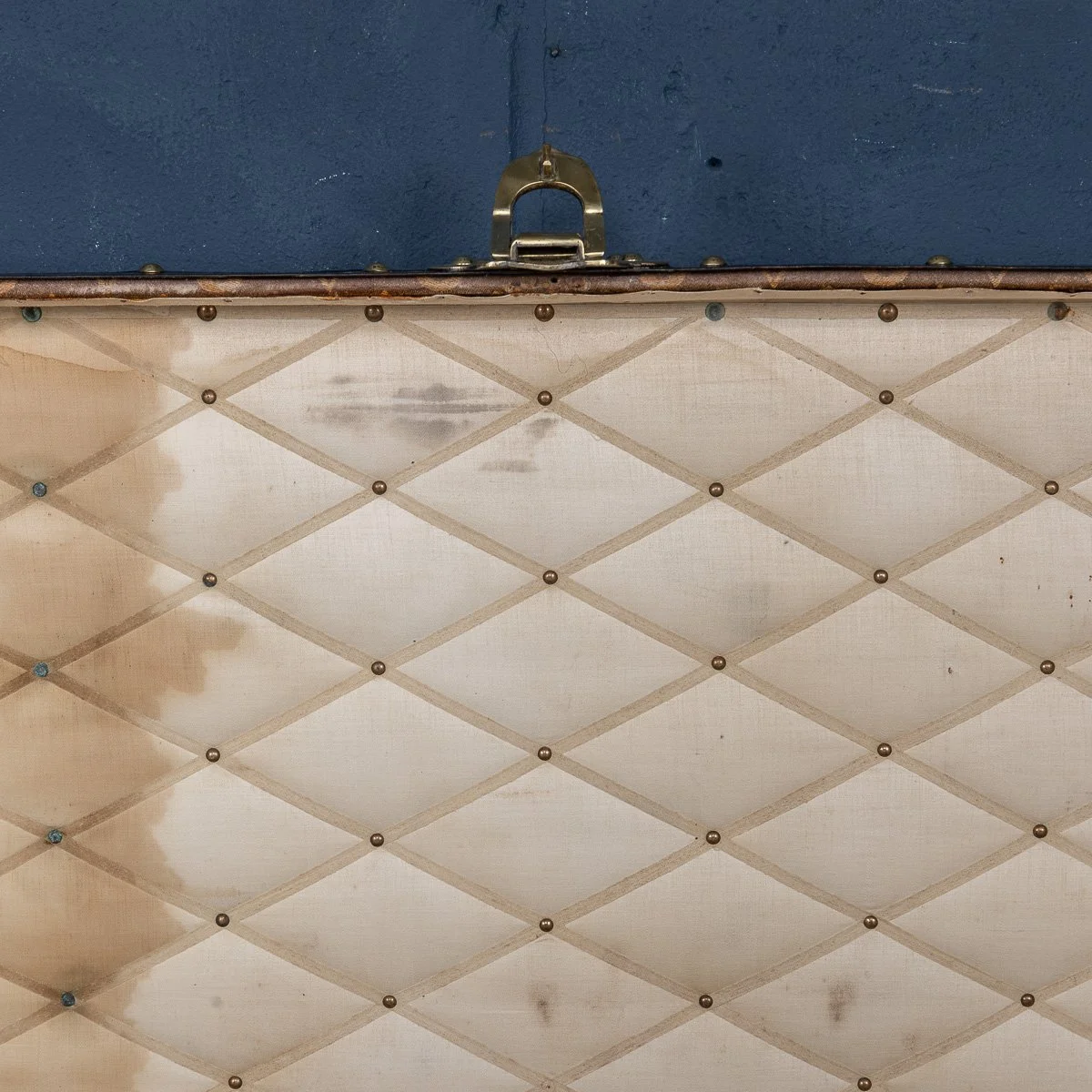 PUSHKINS.COM - B11311w - ANTIQUE 20thC LOUIS VUITTON %22MALLE HAUTE%22 TRUNK IN WOVEN CANVAS, FRANCE c.1900 - 21.jpg