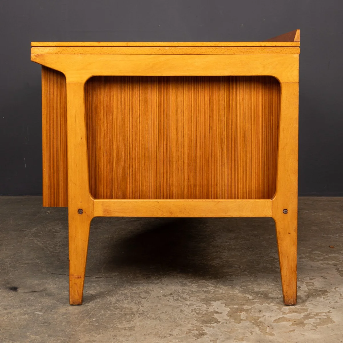 PUSHKINS.COM - Z12398 - VINTAGE 20thC BEECH AND TEAK OFFICE : STUDY DESK c.1960 - 06.jpg