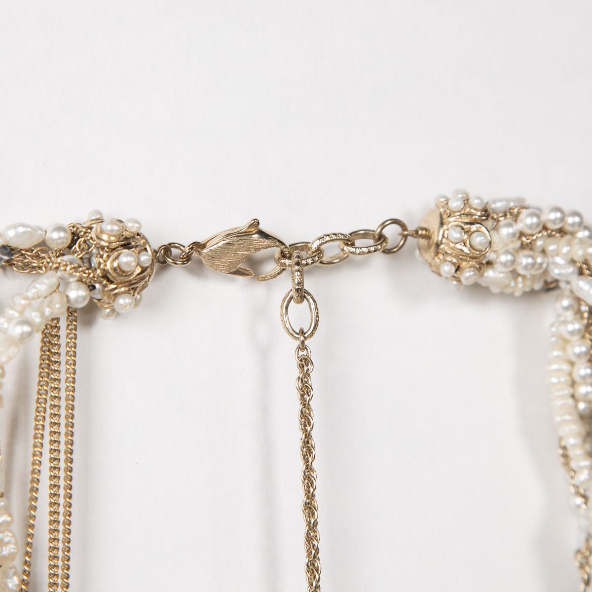 PUSHKINS.COM - B11973 - VINTAGE 20thC CHANEL SAUTOIR, FRANCE - 23.jpg