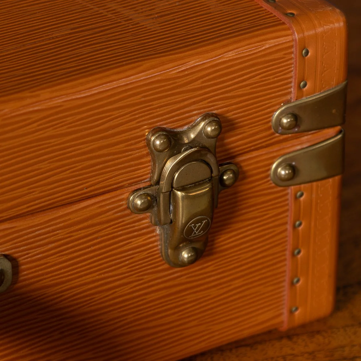 PUSHKINS.COM - B11502 - 20thC LOUIS VUITTON PRESIDENTIAL BRIEFCASE IN ORANGE EPI LEATHER, MADE IN FRANCE - 21.jpg