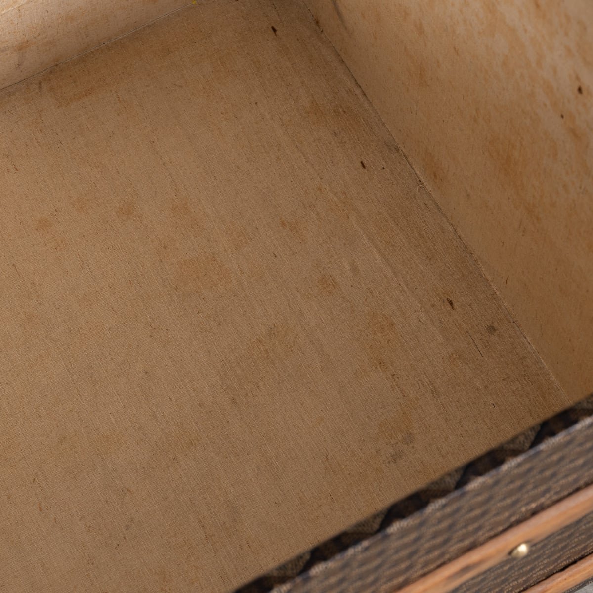 PUSHKINS.COM - ANTIQUE 20thC FRENCH COURIER TRUNK IN CHEVRON CANVAS BY GOYARD, PARIS c.1900 - 1215.jpg