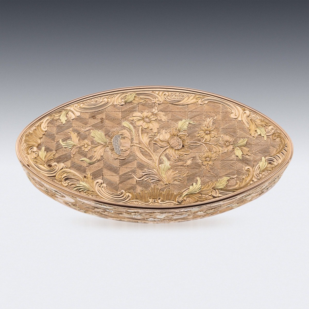 PUSHKIN'S - ANTIQUE 18thC FRENCH THREE-COLOUR 18k GOLD SNUFF BOX c.1780 - 9.jpg
