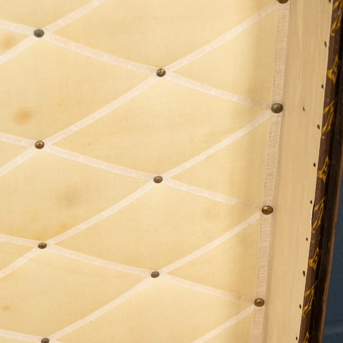 PUSHKINS.COM - B12351w - VINTAGE 20thC LOUIS VUITTON CABIN TRUNK IN MONOGRAM CANVAS, FRANCE c.1930 - 16.jpg