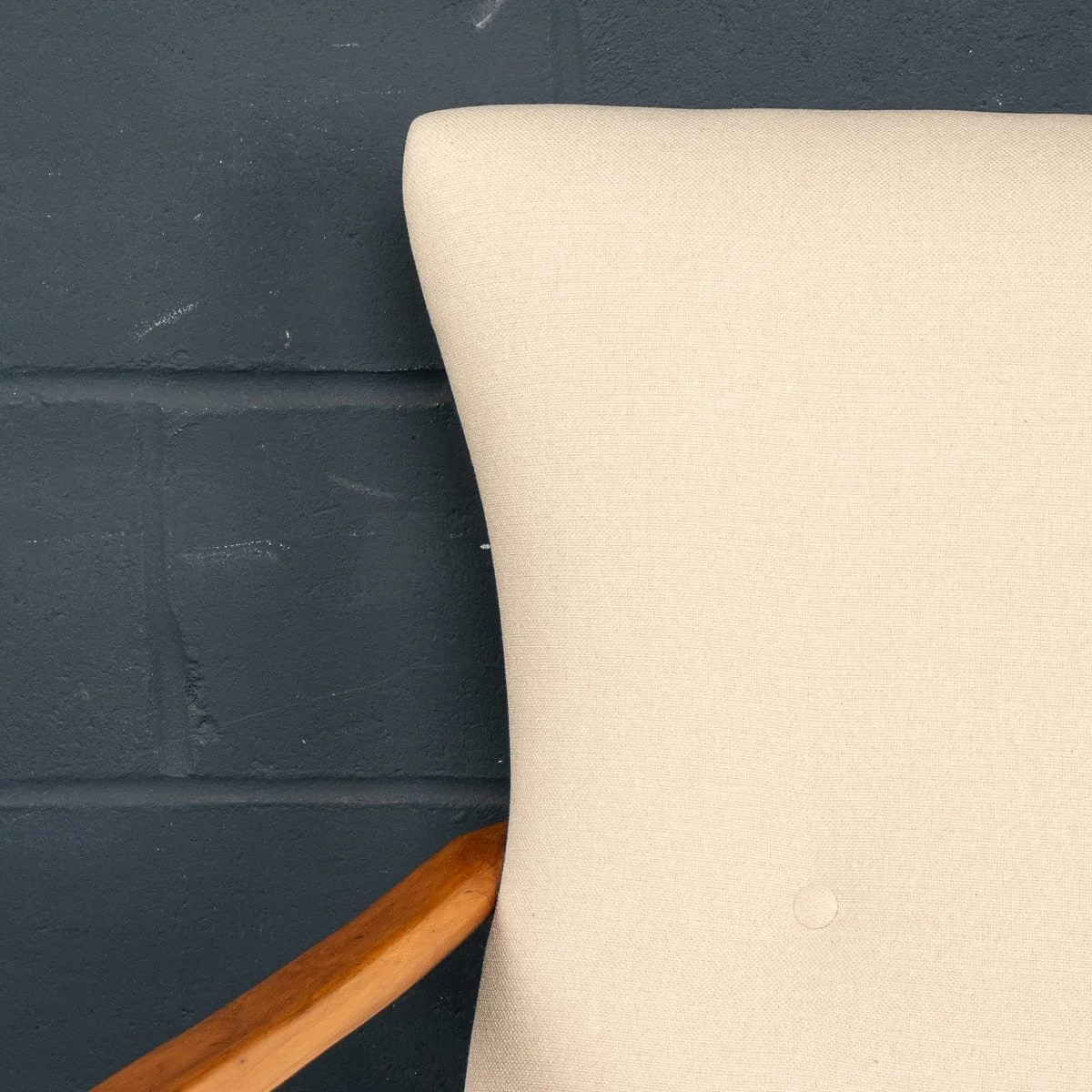 PUSHKINS.COM - B12788d - VINTAGE 20thC ITALIAN WHITE FABRIC ARMCHAIR IN THE MANNER OF PAOLO BUFFA c.1960 - 11.jpg