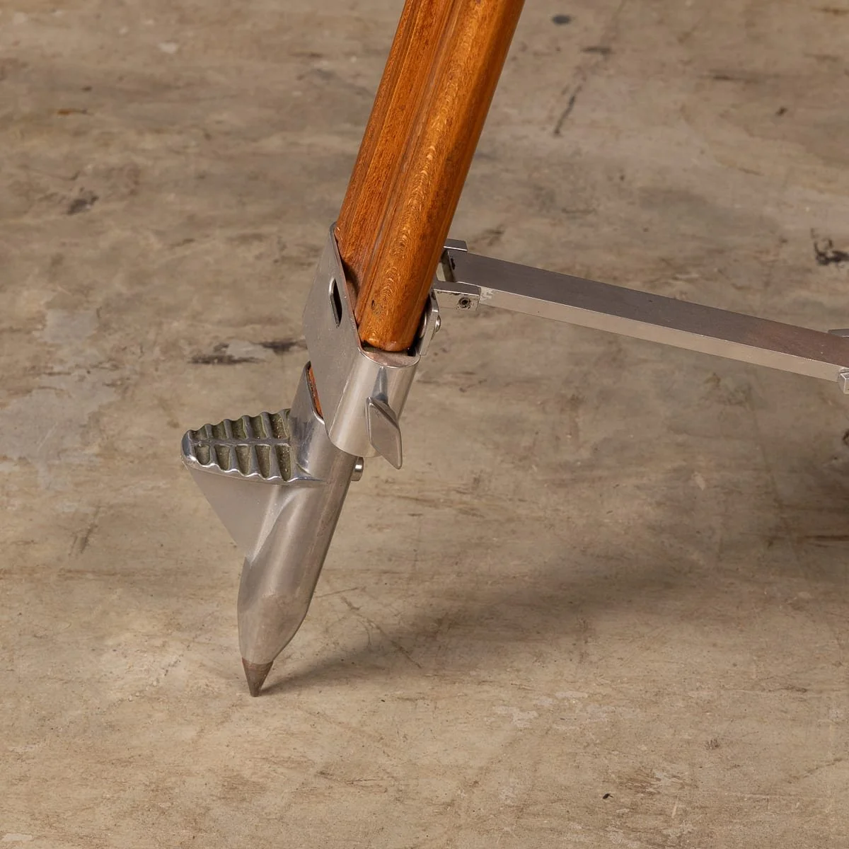 PUSHKINS.COM - D11877 - VINTAGE 20thC GERMAN ANTI AIRCRAFT BINOCULARS BY JOSEPH SCHNEIDER c.1940 - 30.jpg