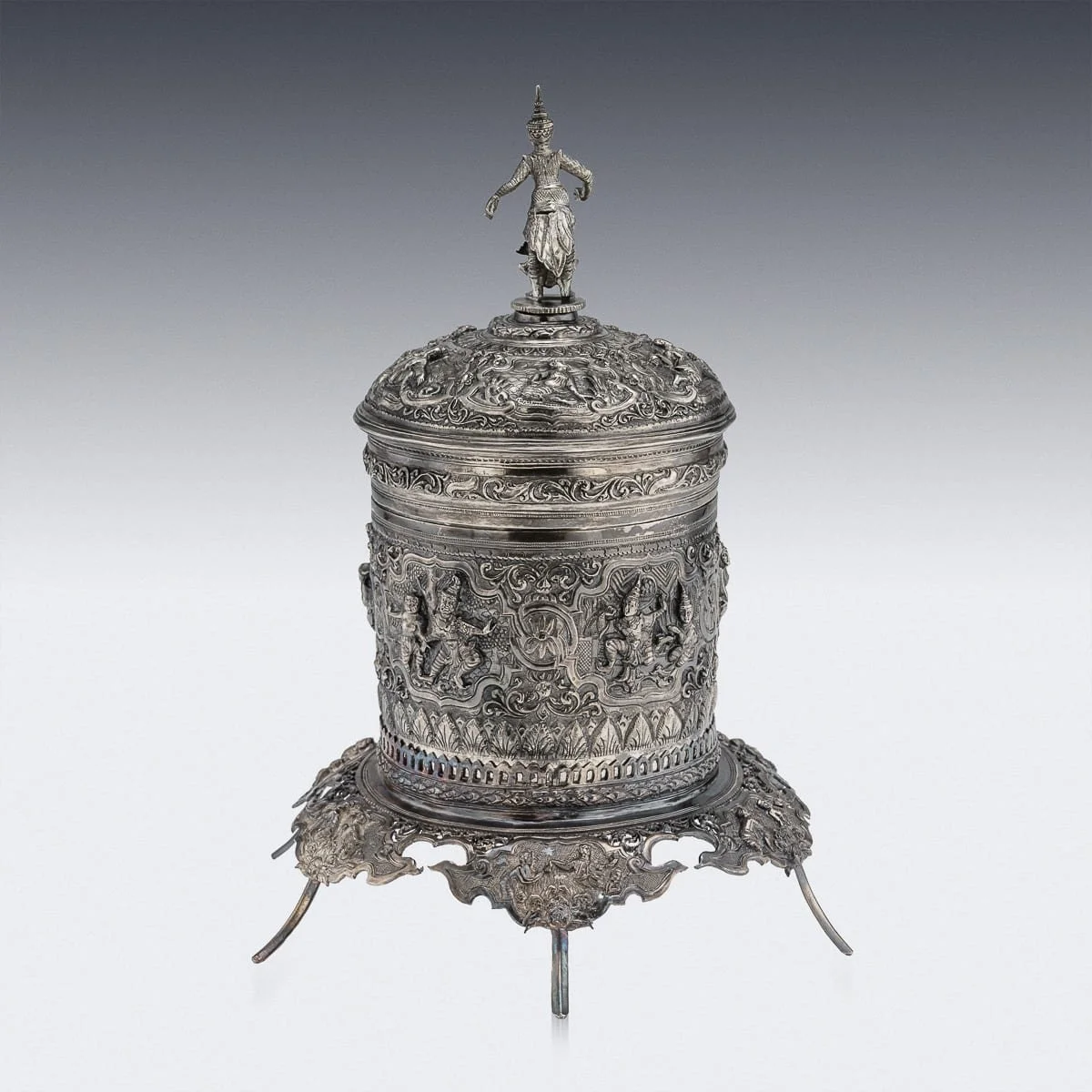 PUSHKINS.COM - C12318 - ANTIQUE 19thC BURMESE SOLID SILVER BETEL BOX ON STAND, RANGOON c.1890 - 06.jpg