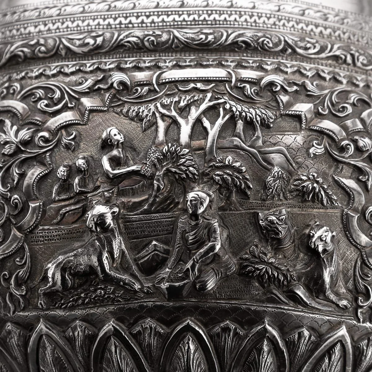 PUSHKINS.COM - A00030 - ANTIQUE 20thC BURMESE REPOUSSÉ SOLID SILVER "JATAKA TALES" BOWL c.1900 - 19.jpg