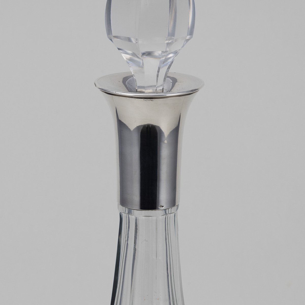 PUSHKINS.COM - D11164 - STUNNING 20thC FRENCH ART DECO SOLID SILVER & CUT GLASS DECANTER c.1920 - 08.jpg