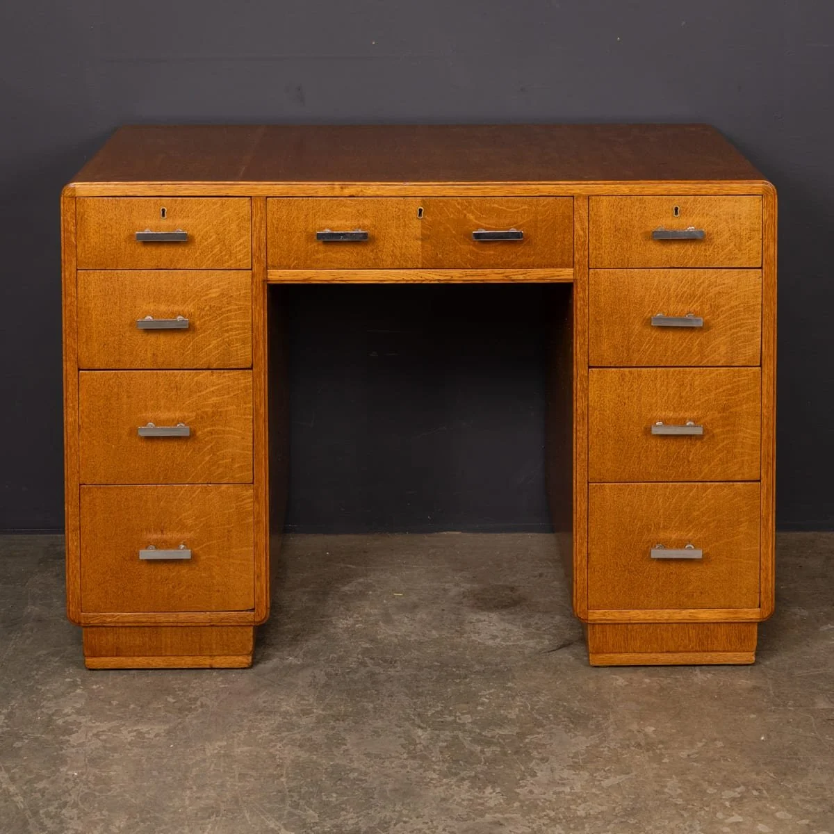 PUSHKINS.COM - Z12404 - ANTIQUE 20thC ENGLISH OAK ART DECO DESK BY HEALS c.1920 - 04.jpg