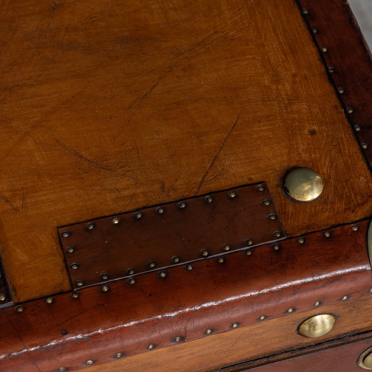 PUSHKINS.COM - B11410d - 20thC PAIR OF LEATHER CLAD ENGLISH ARMY : NAVY STYLE TRUNKS - 20.jpg