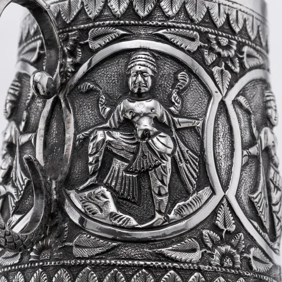 PUSHKINS.COM - A00122 - ANTIQUE 19thC INDIAN SOLID SILVER PAIR OF MUGS, MADRAS c.1890 - 20.jpg