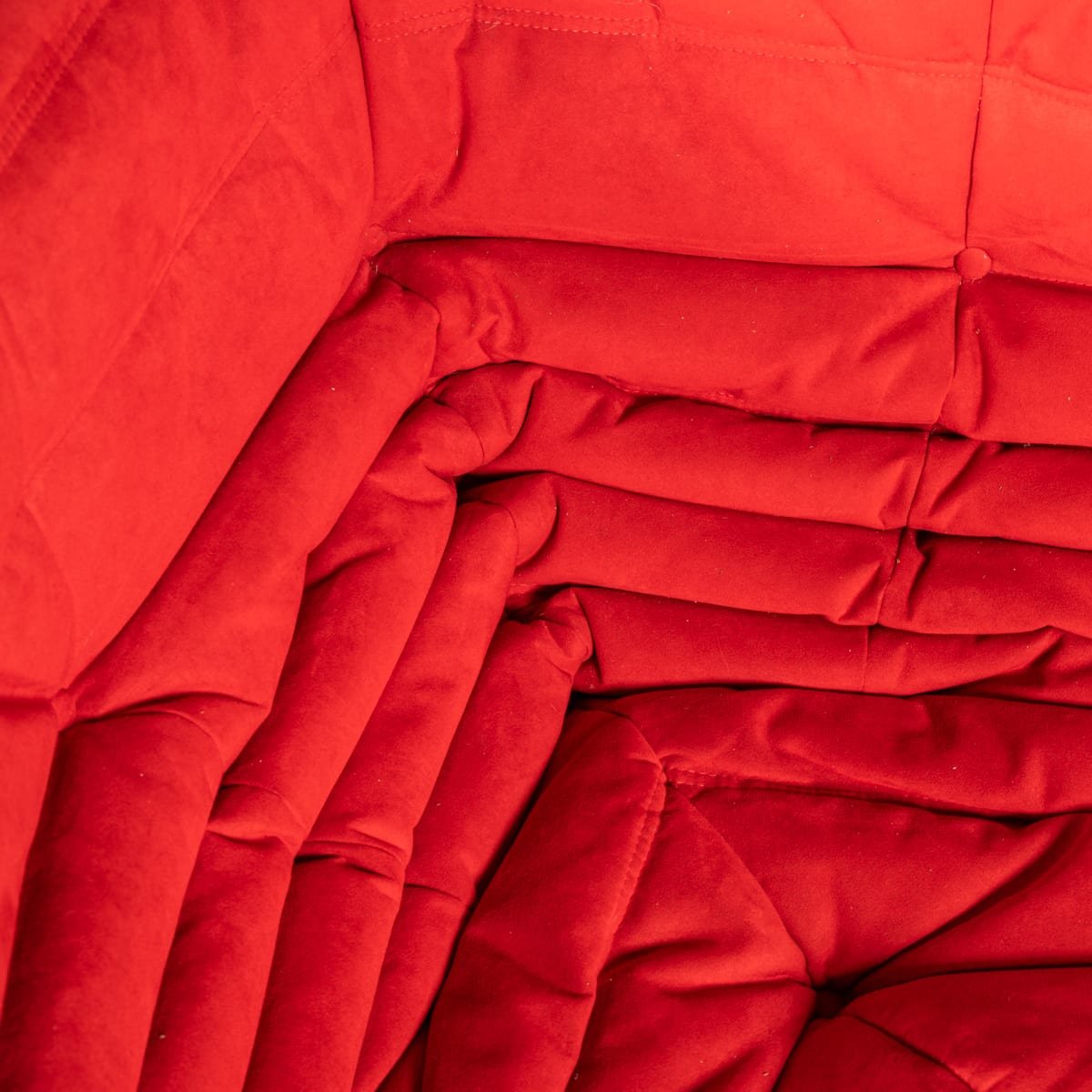 PUSHKINS.COM - B12280 - A 21st CENTURY RED "TOGO" CORNER SOFA BY MICHEL DUCAROY FOR LIGNE ROSET FRANCE - 18.jpg