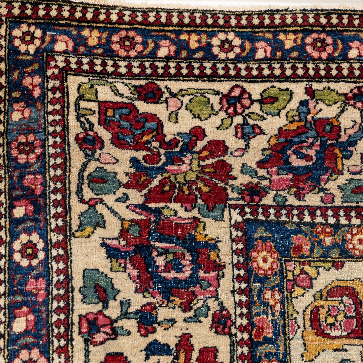 PUSHKIN'S - ANTIQUE 20thC PERSIAN HANDMADE ISFAHAN MOBARAKEH RUG c.1920 - 5.jpg