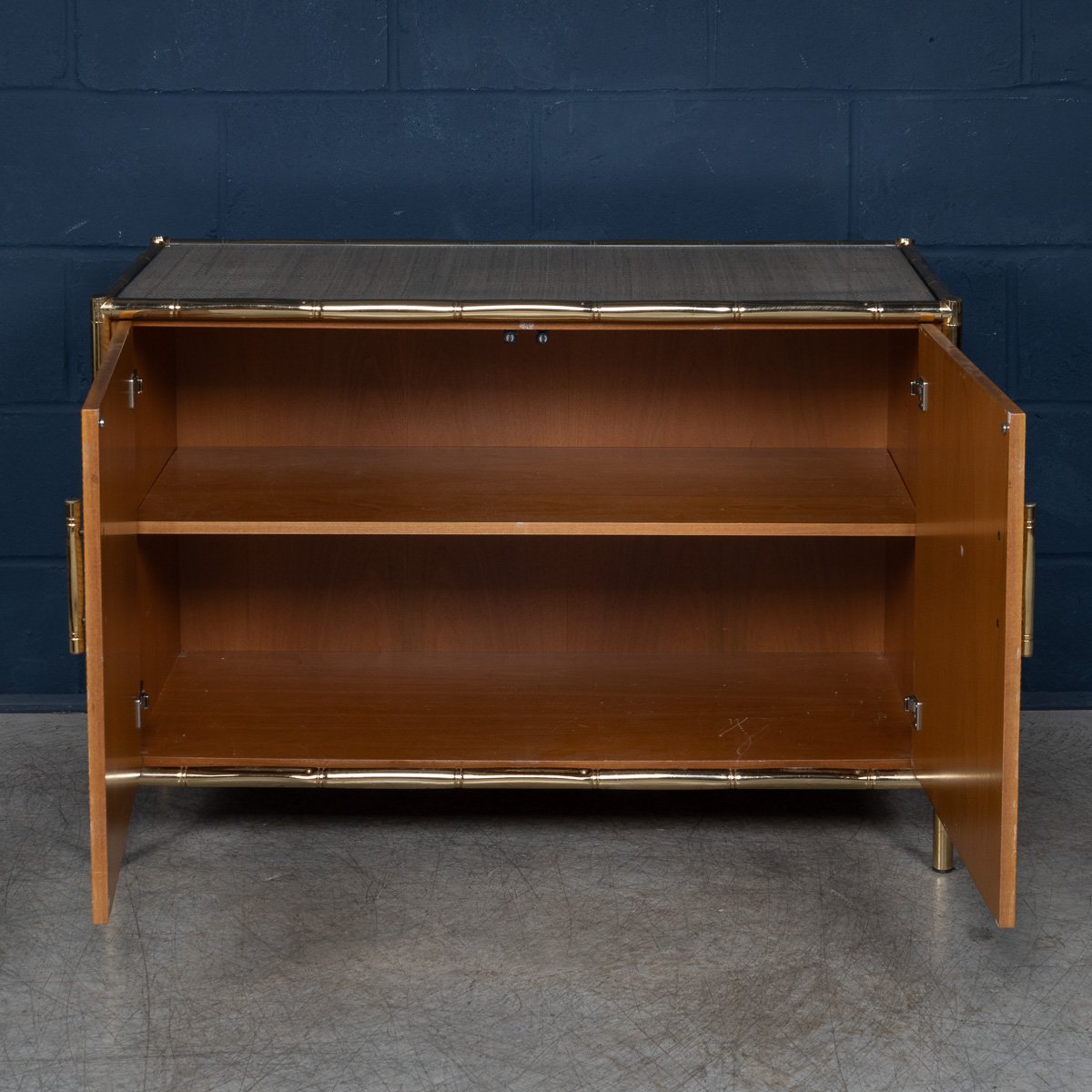 PUSHKINS.COM - B11291 - VINTAGE 20thC ITALIAN BRASS FRAMED RATTAN & FAUX BAMBOO CABINET c.1980 - 08.jpg
