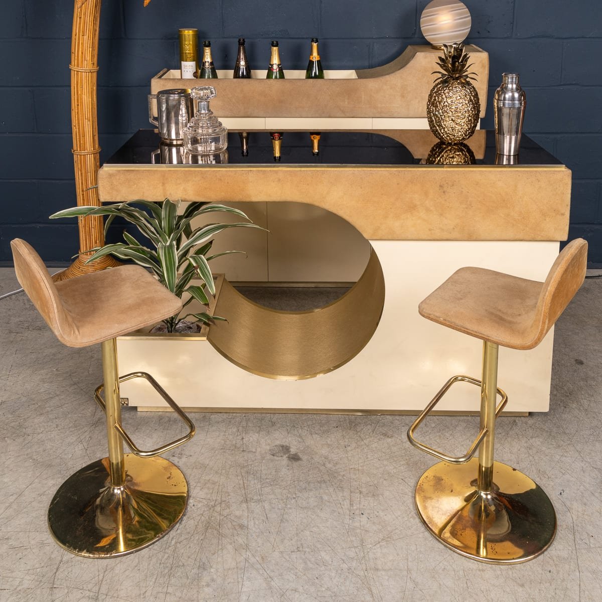 PUSHKINS.COM - B11859 - VINTAGE 20thC ITALIAN STANDING DRY BAR ATTRIBUTABLE TO WILLY RIZZO c.1970 - 15.jpg