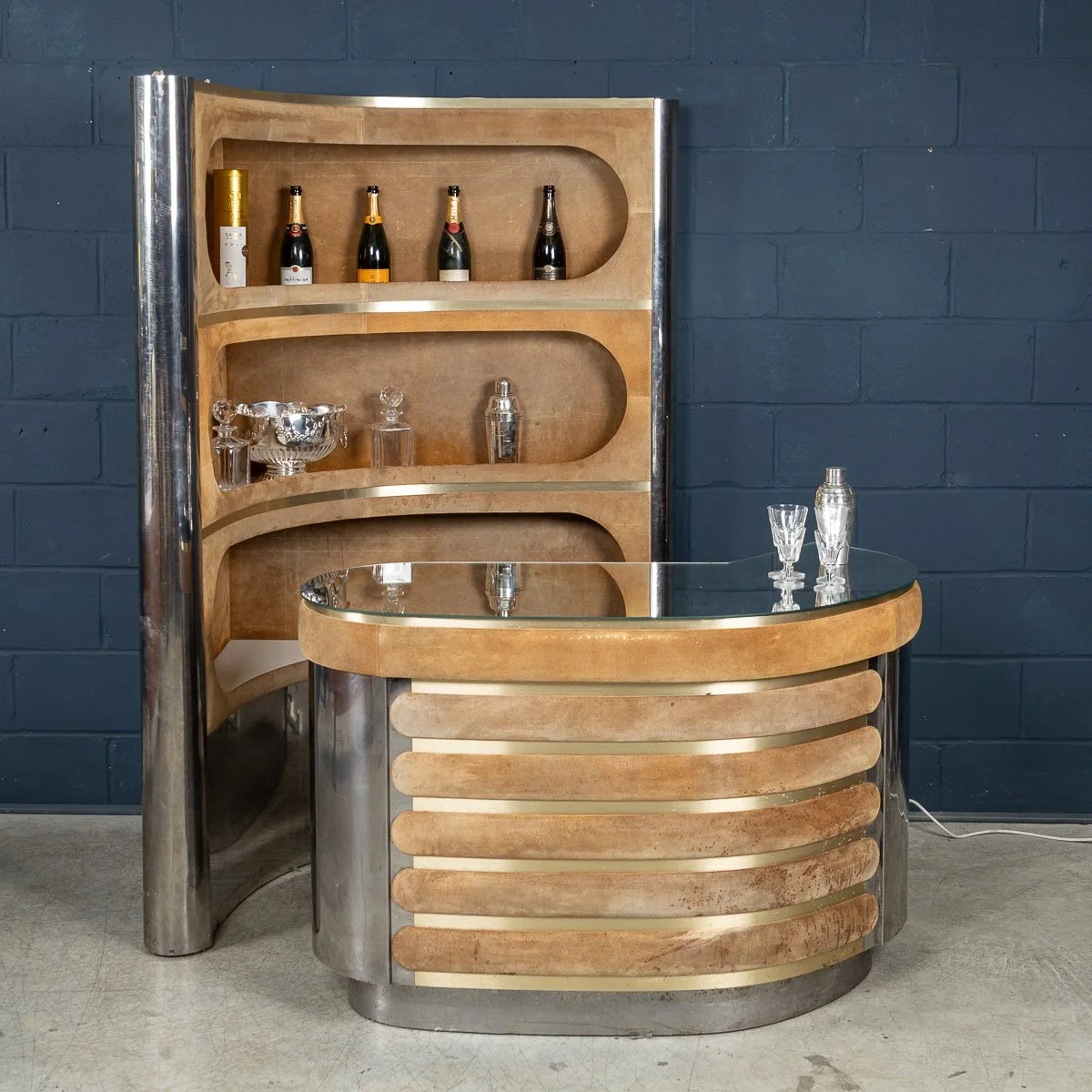PUSHKINS.COM - B11474 - VINTAGE 20thC ITALIAN STANDING DRY BAR BY WILLY RIZZO c.1970 - 04.jpg