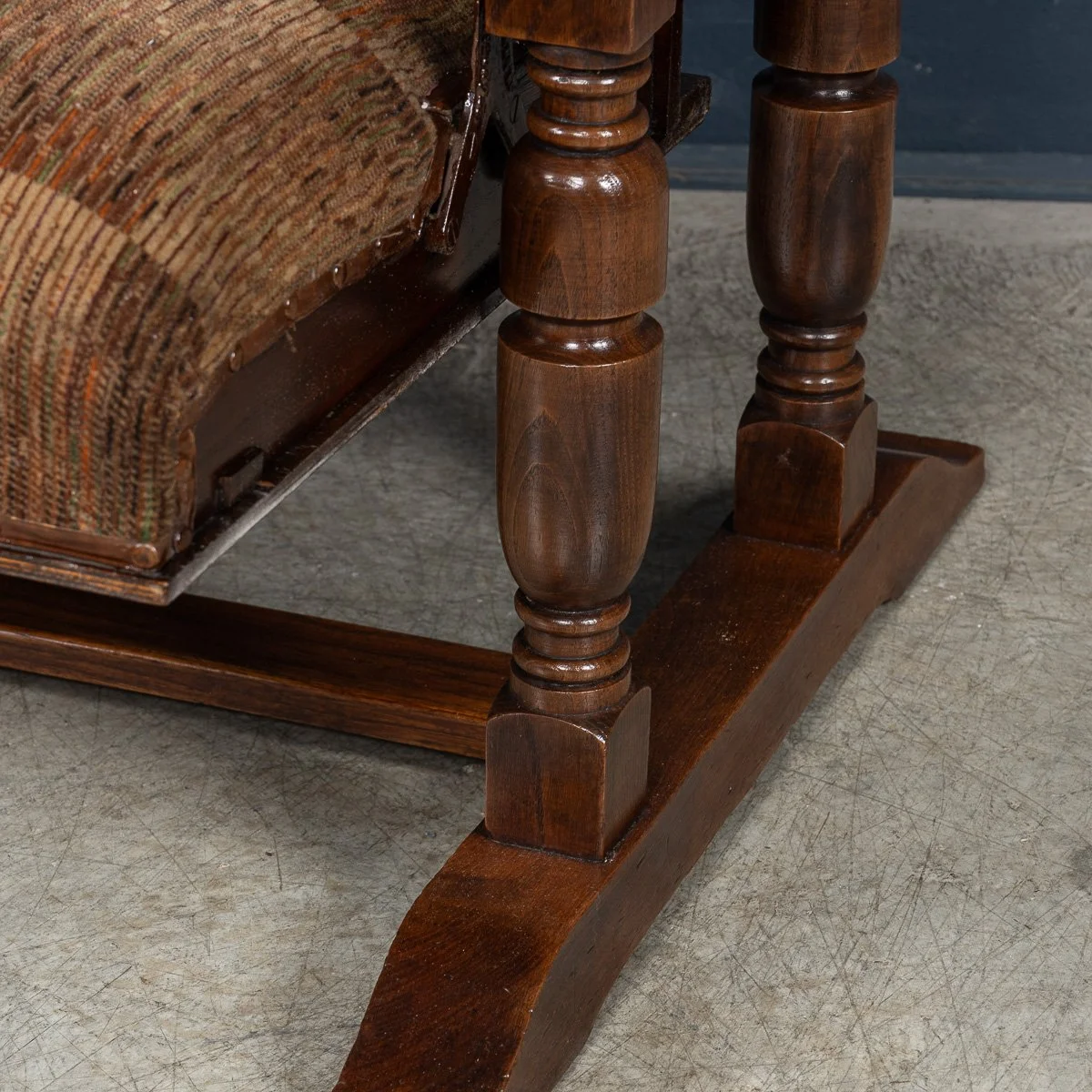 PUSHKINS.COM - B11465 - 20thC ENGLISH METAMORPHIC %22SETTEE TABLE%22 BY R. HAMP & CO, NORTHAMPTON c.1930 - 28.jpg