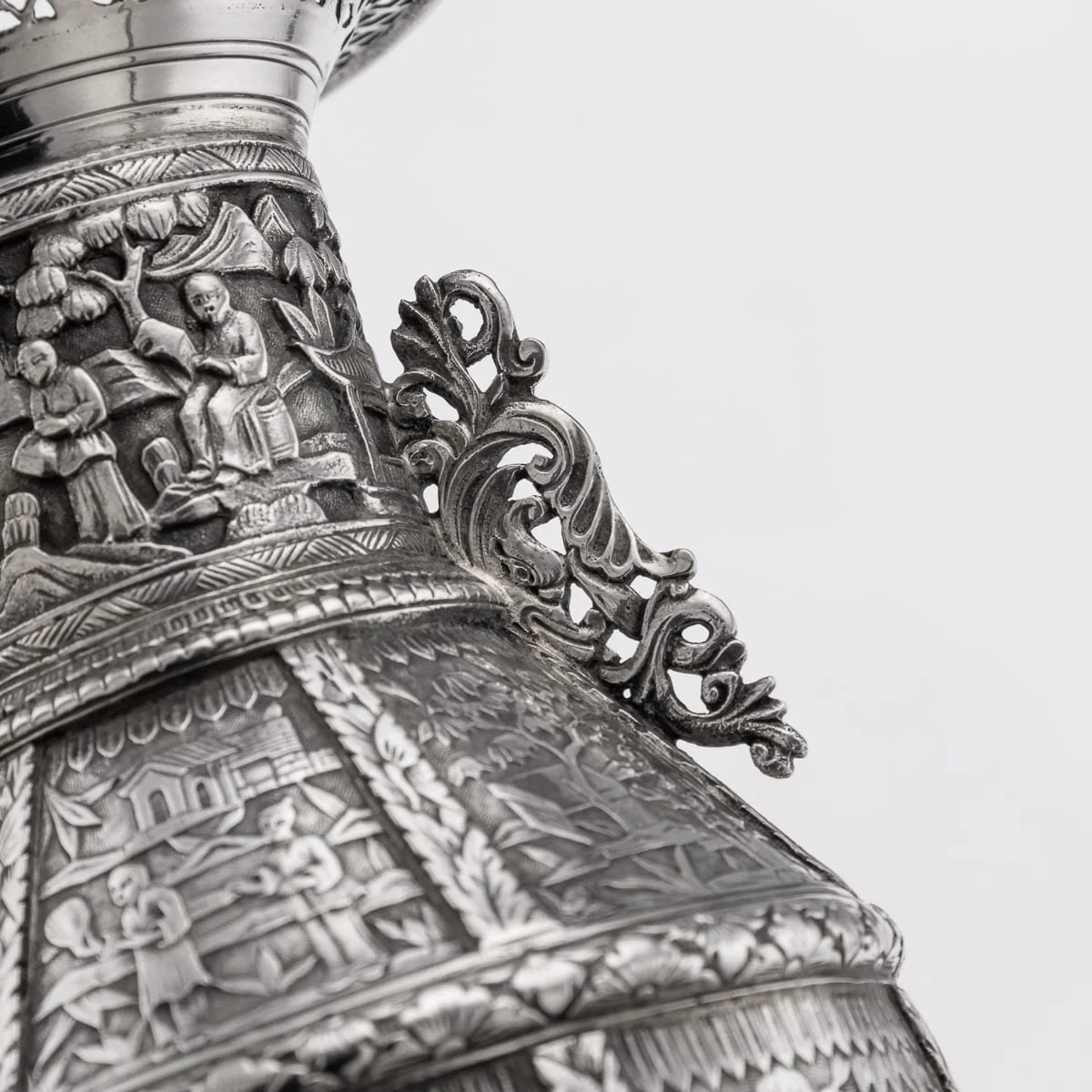 PUSHKINS.COM - J11902 - ANTIQUE 20thC CHINESE EXPORT SOLID SILVER VASE c.1900 - 14.jpg