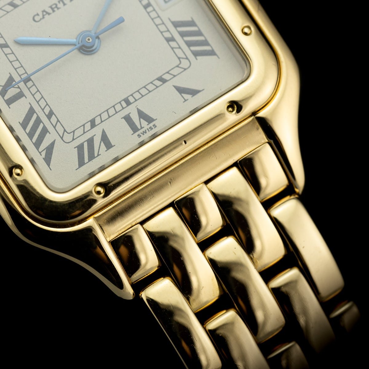 PUSHKIN'S - Cartier Panthere ref 1060 18k 27mm yellow gold with service papers - 3.jpg