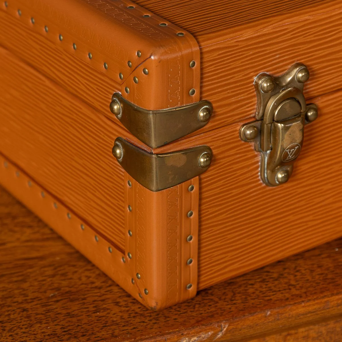 PUSHKINS.COM - B11502 - 20thC LOUIS VUITTON PRESIDENTIAL BRIEFCASE IN ORANGE EPI LEATHER, MADE IN FRANCE - 25.jpg