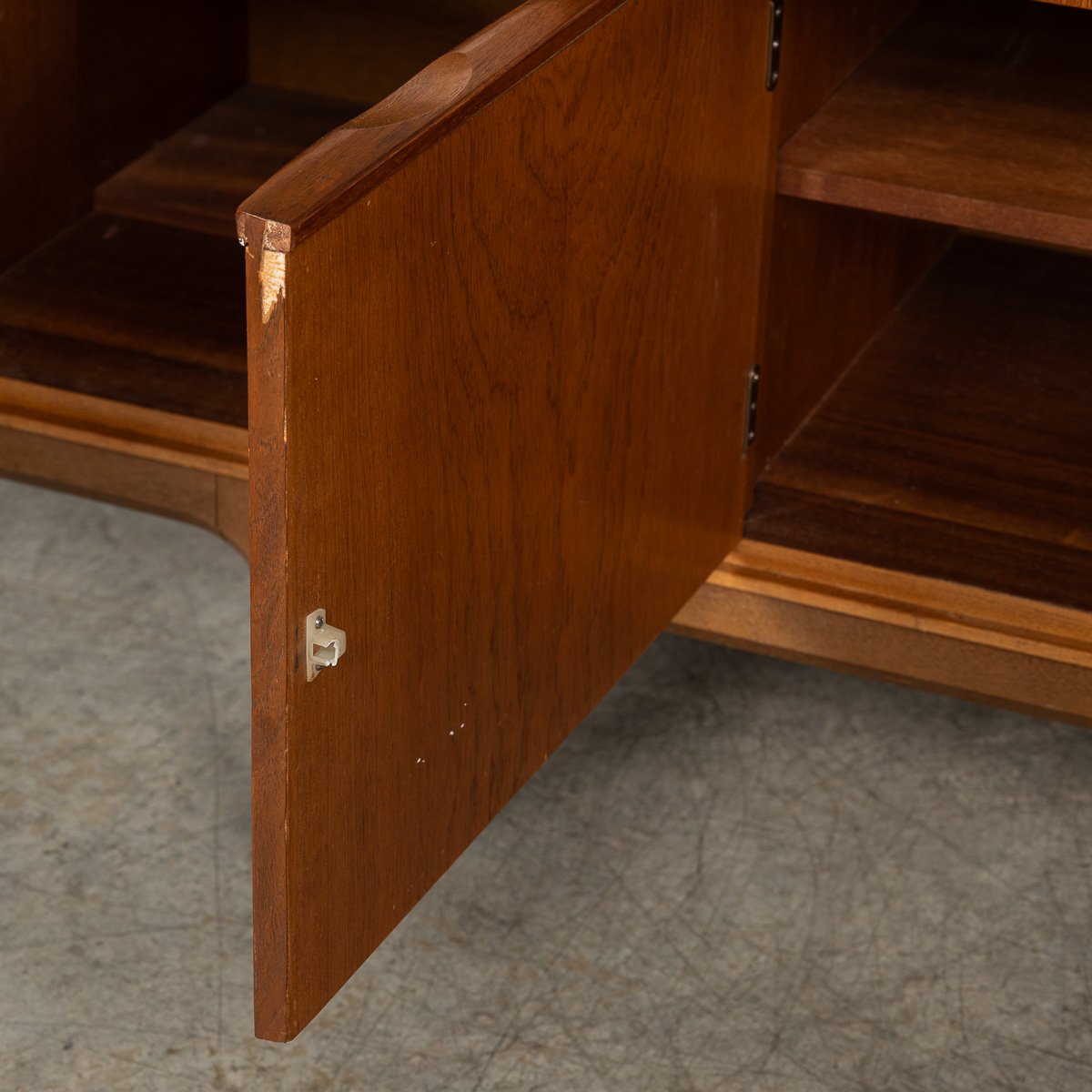 PUSHKINS.COM - B11413 - VINTAGE 20thC ENGLISH TEAK SIDEBOARD c.1960 - 19.jpg