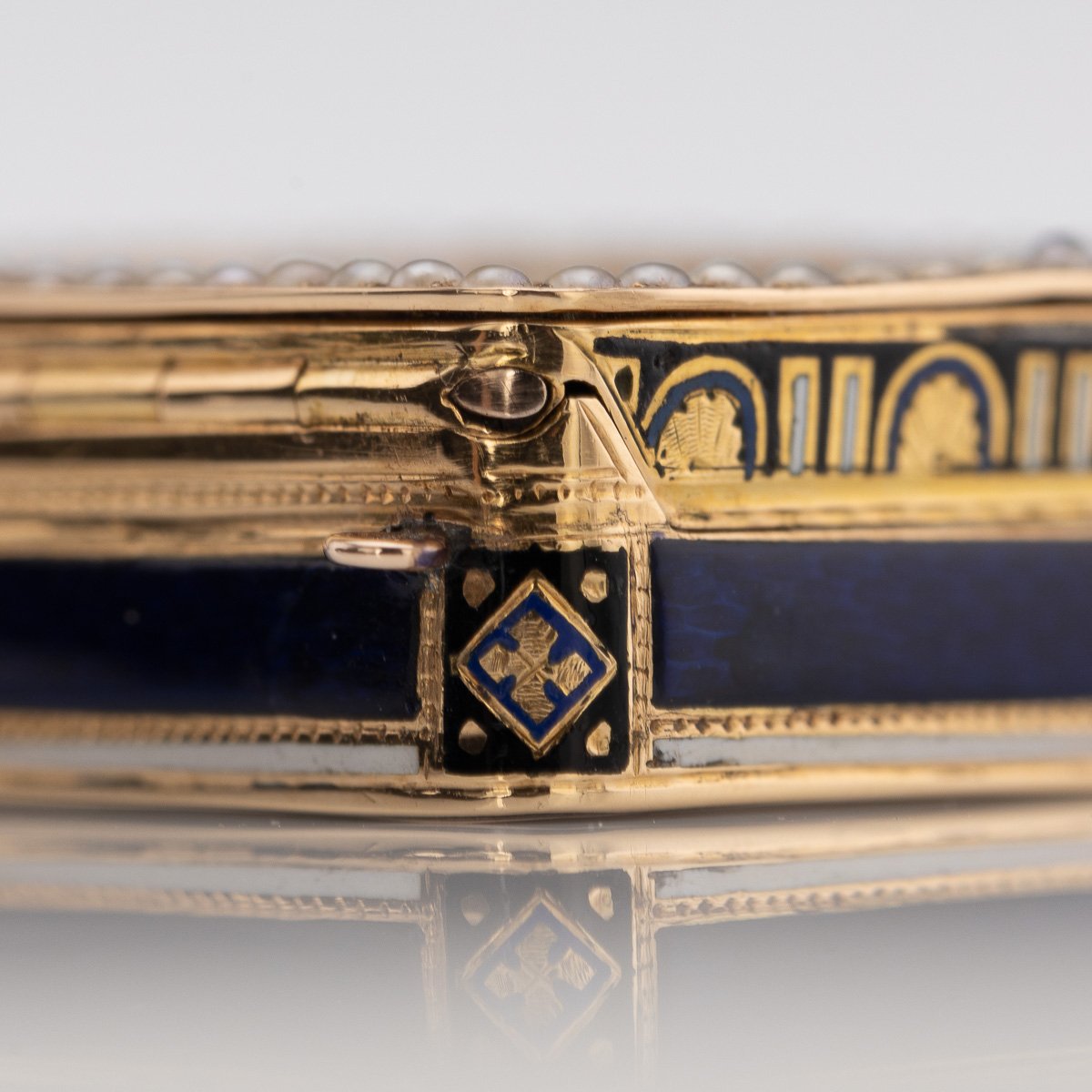 PUSHKINS.COM - A00009 - WIPANTIQUE 19thC SWISS 18k GOLD & ENAMEL VINAIGRETTE, JEAN-GEORGES RÉMOND c.1800 - 16.jpg