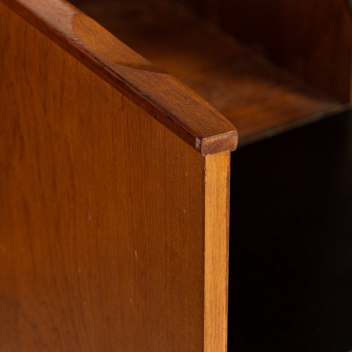 PUSHKINS.COM - B11413 - VINTAGE 20thC ENGLISH TEAK SIDEBOARD c.1960 - 20.jpg