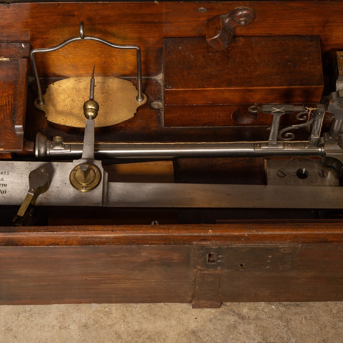 PUSHKINS.COM - D11974 - ANTIQUE 19thC ITALIAN BALANCE SCALES BY DECKER, MADE IN TURIN c.1870 - 23.jpg