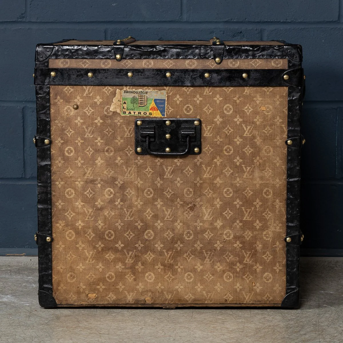 PUSHKINS.COM - B11503w - ANTIQUE 20thC LOUIS VUITTON HAT TRUNK IN WOVEN CANVAS, FRANCE c.1890 - 07.jpg