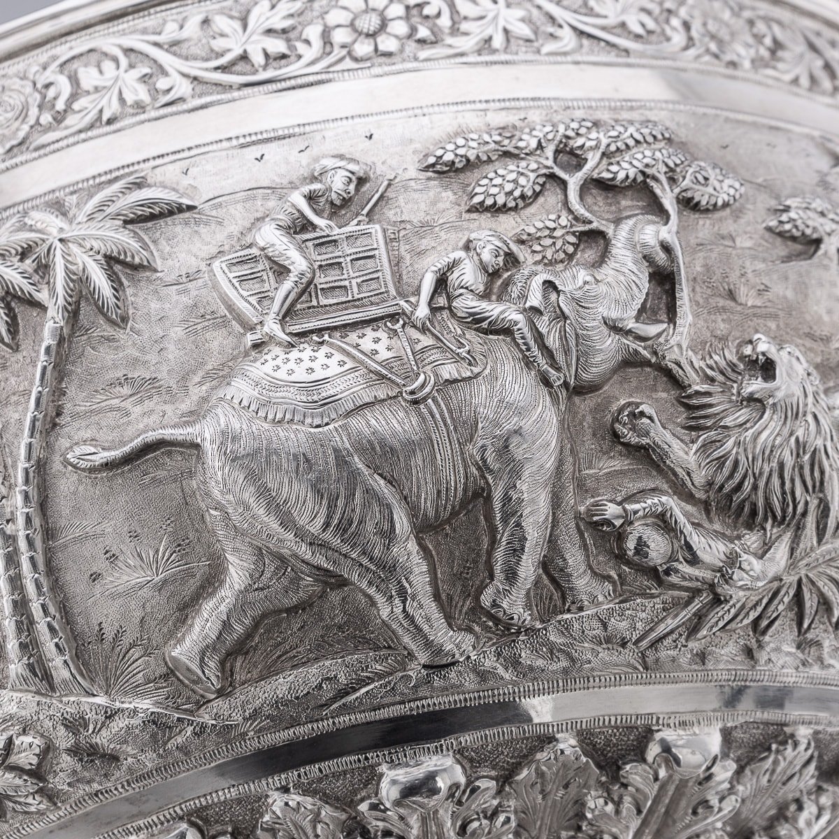 PUSHKIN'S - ANTIQUE 20thC INDIAN SOLID SILVER DECORATIVE BOWL ON STAND, POONA c.1900 - 15.jpg