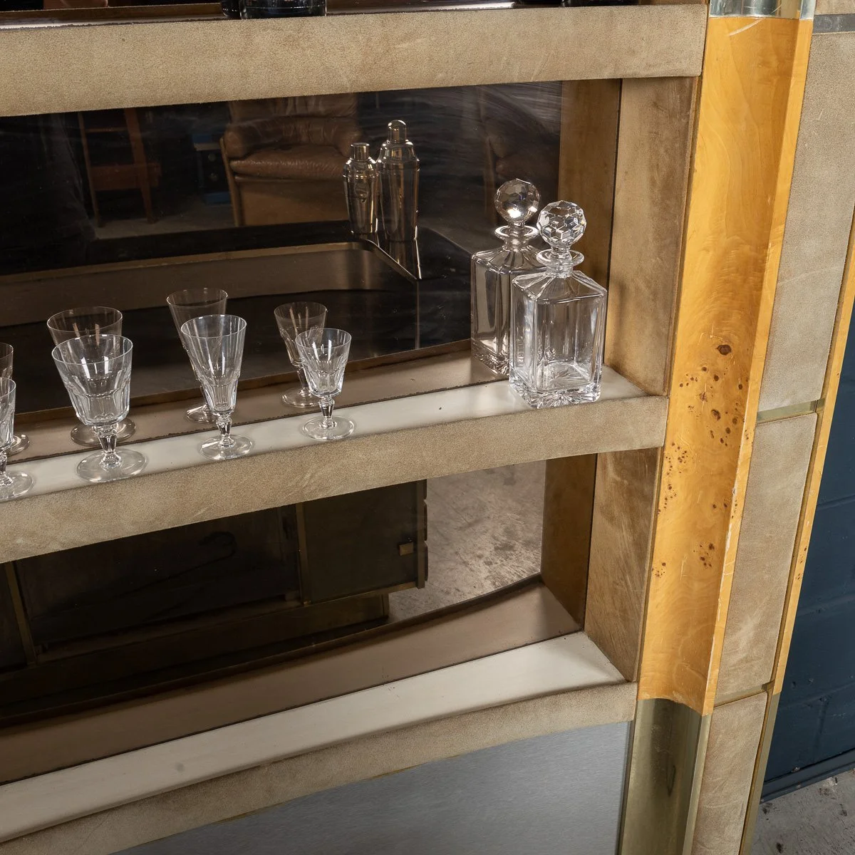 PUSHKINS.COM - B11467 - VINTAGE 20thC ITALIAN STANDING WET BAR BY WILLY RIZZO c.1970 - 48.jpg