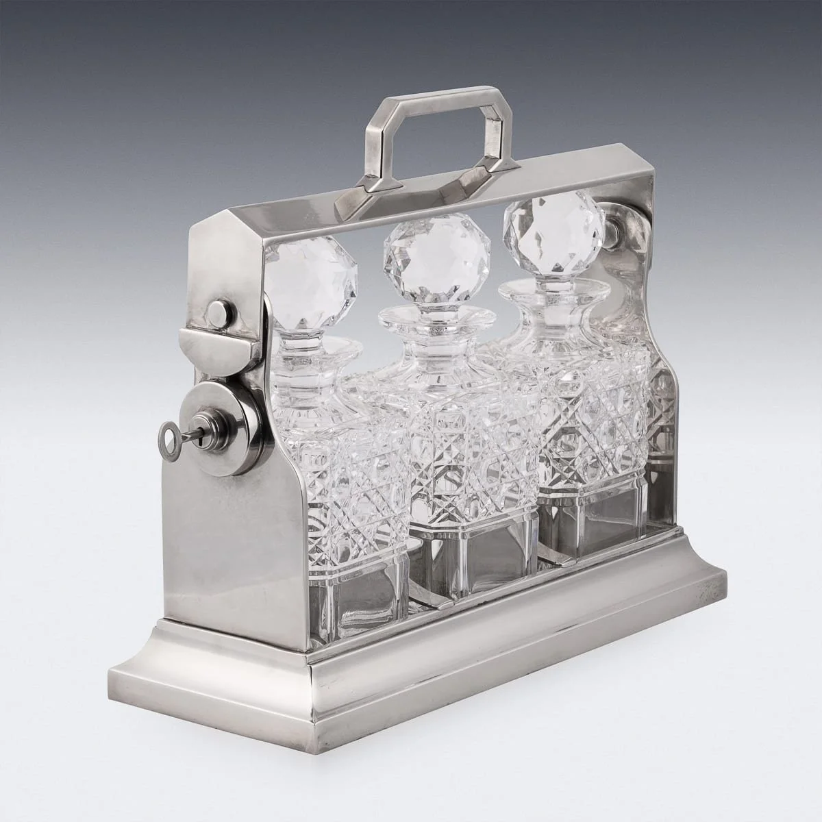 PUSHKINS.COM - B12796 - VINTAGE 20thC ENGLISH SILVER PLATED & CUT CRYSTAL TANTALUS c.1930 - 03.jpg