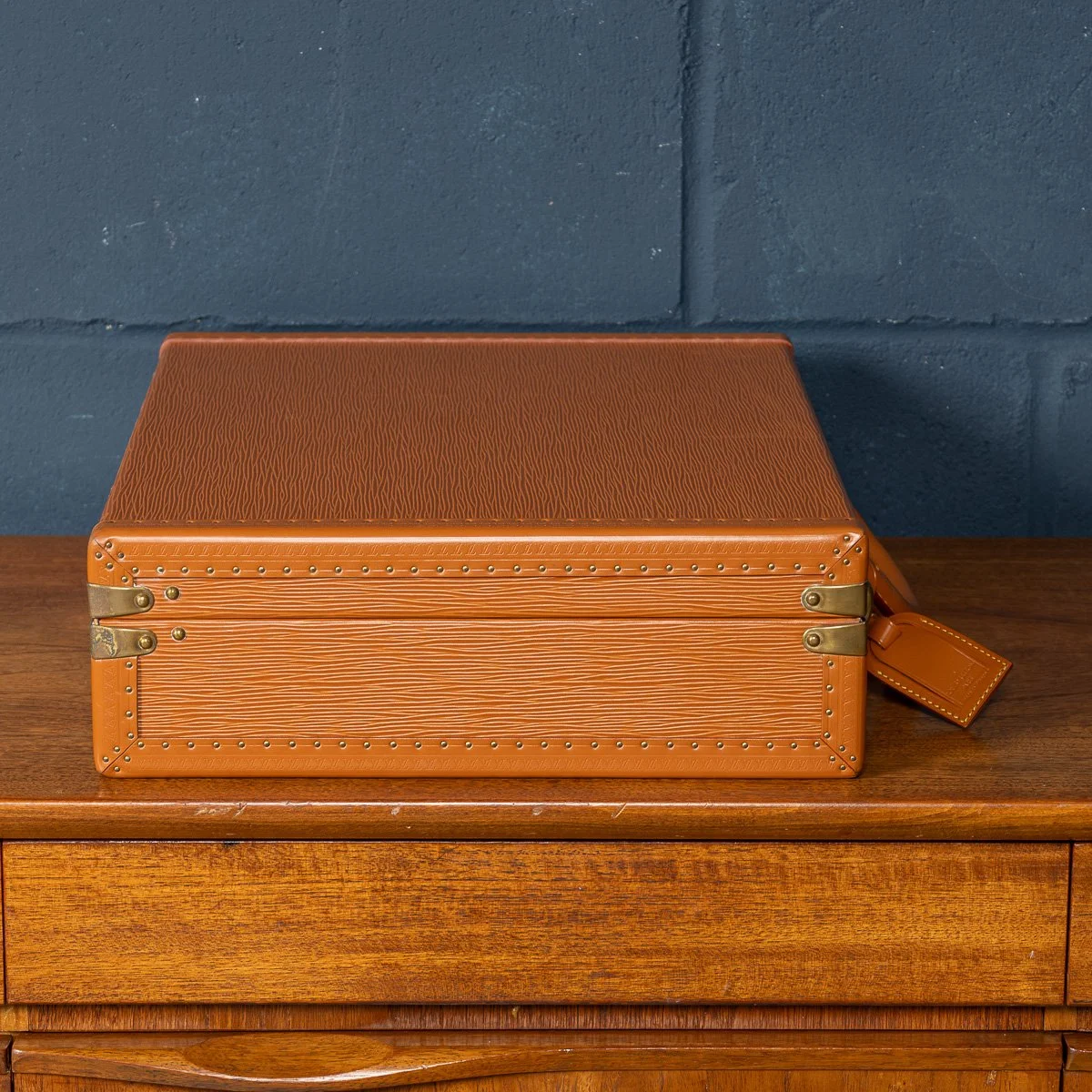 PUSHKINS.COM - B11502 - 20thC LOUIS VUITTON PRESIDENTIAL BRIEFCASE IN ORANGE EPI LEATHER, MADE IN FRANCE - 08.jpg