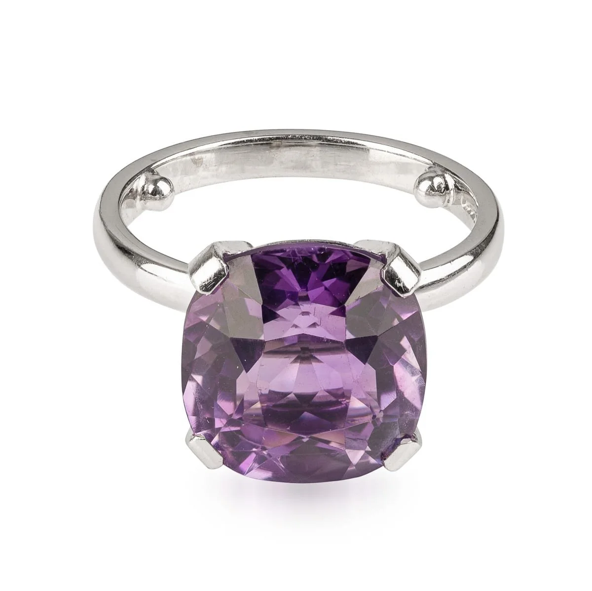 PUSHKINS.COM - A00066 - STYLISH 18k WHITE GOLD & CUSHION CUT AMETHYST RING - 4.jpg