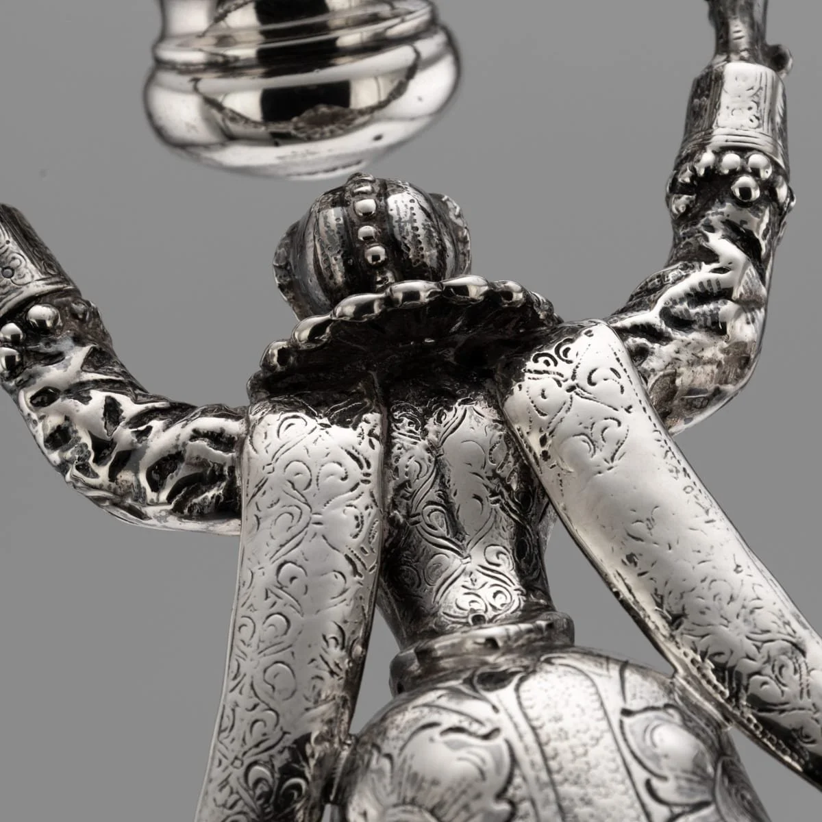PUSHKINS.COM - B12239 - ANTIQUE 20thC DUTCH SOLID SILVER WEDDING WAGER CUP c.1911 - 17.jpg