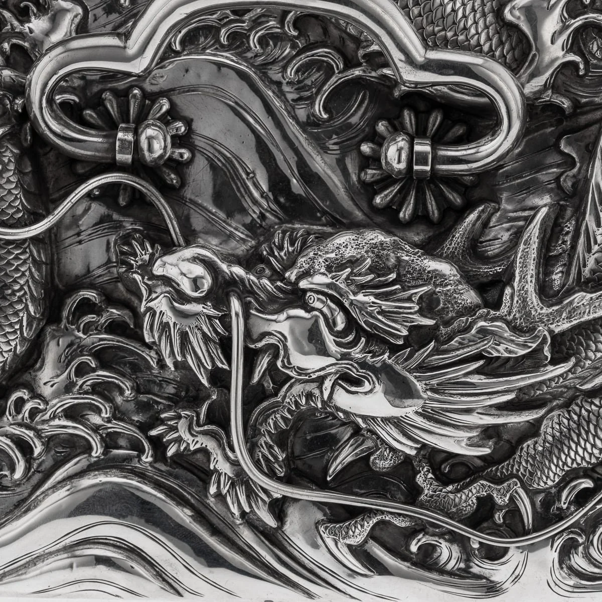 PUSHKIN'S - ANTIQUE 20thC JAPANESE MEIJI PERIOD SOLID SILVER DRAGON CIGAR HUMIDOR BOX c.1900 - 20.jpg