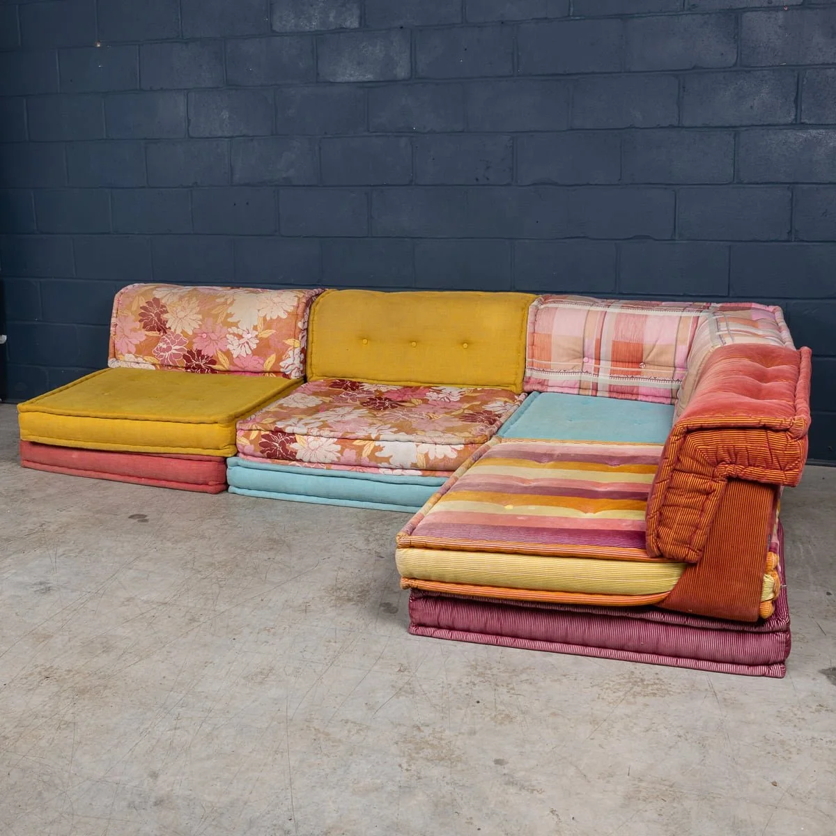 PUSHKINS.COM - 21stC %22MAH JONG%22 SECTIONAL SOFA BY HANS HOPFER FOR ROCHE BOBOIS, FRANCE c.2000 - 1192.jpg