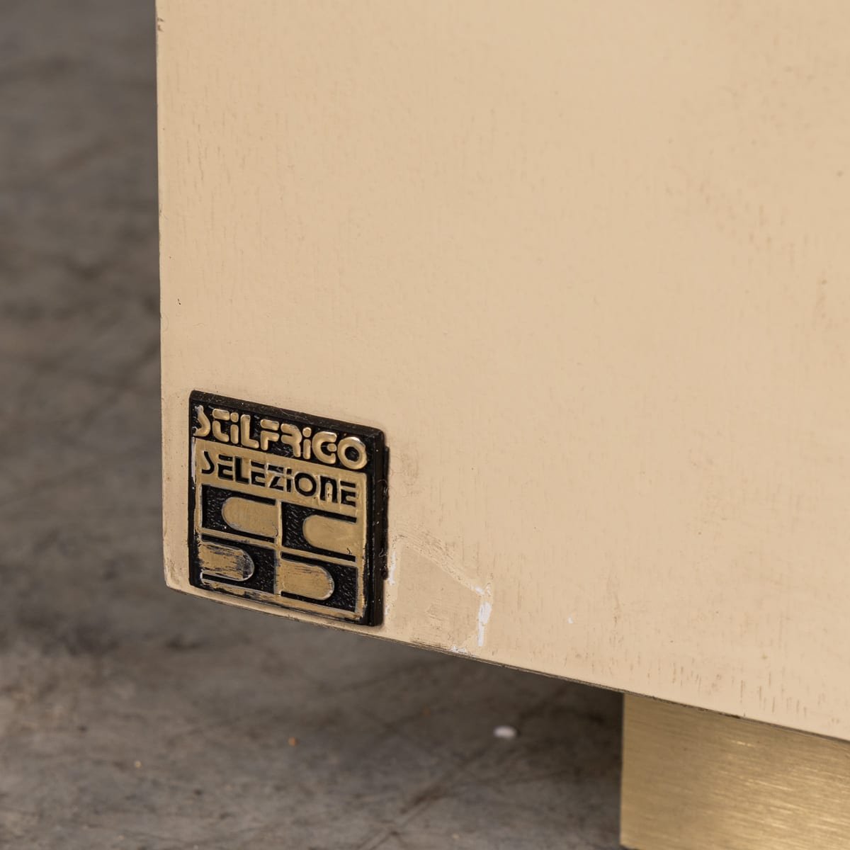 PUSHKINS.COM - B11859 - VINTAGE 20thC ITALIAN STANDING DRY BAR ATTRIBUTABLE TO WILLY RIZZO c.1970 - 37.jpg