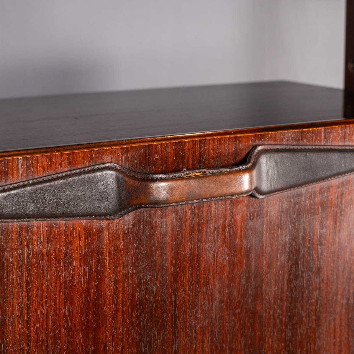 PUSHKINS.COM - D11754 - 20thC ITALIAN MODULAR HARDWOOD WALL CABINET ATTRIBUTABLE TO FRANCO ALBINI c.1950 - 29.jpg