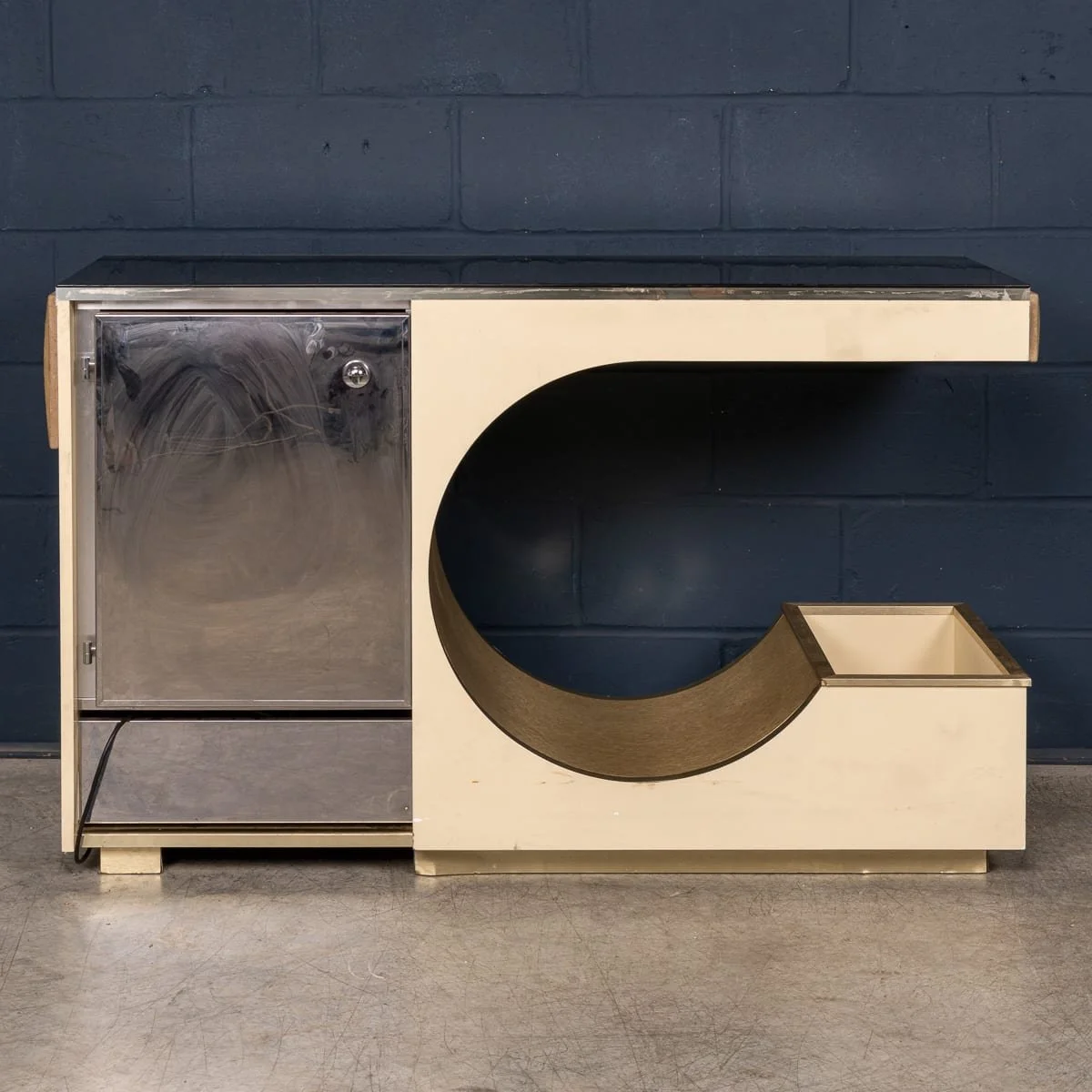 PUSHKINS.COM - B11859 - VINTAGE 20thC ITALIAN STANDING DRY BAR ATTRIBUTABLE TO WILLY RIZZO c.1970 - 12.jpg