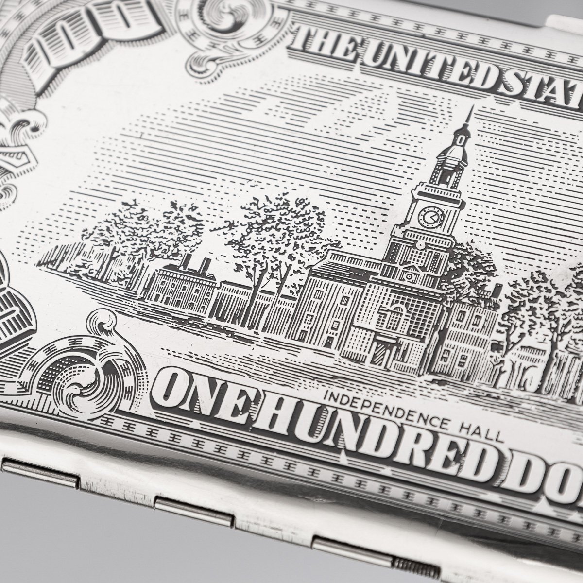 PUSHKINS.COM - J11197 - 20thC AMERICAN SILVER-PLATED CIGARETTE CASE & LIGHTER SHAPED AS A HUNDRED DOLLAR BILL - 29.jpg